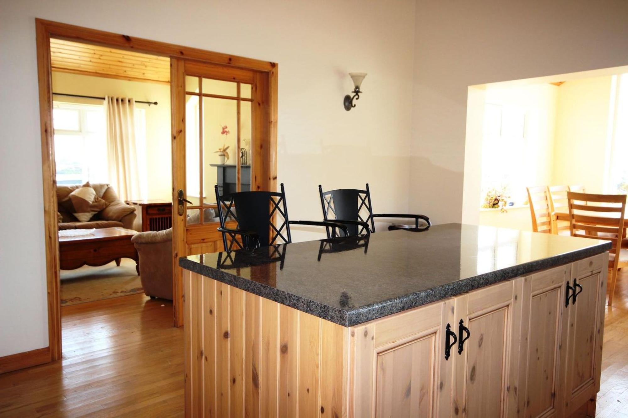 The Uplands Villa Spiddal Exterior photo